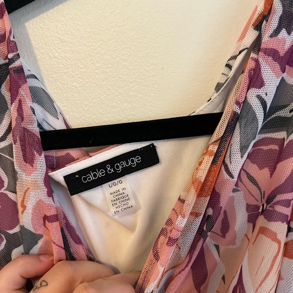 Cable & Gauge Pink and Orange Floral Top - Picture 2 of 3